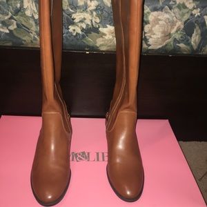 Riding boots